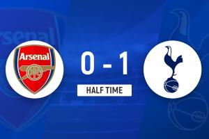 星空体育中国-半场-阿森纳0-1热刺 萨尔中圈吊射破门理查利森失良机