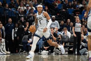 星空体育官网-全能表现！班凯罗上半场13中6得20分8板5助1帽 三分3中2