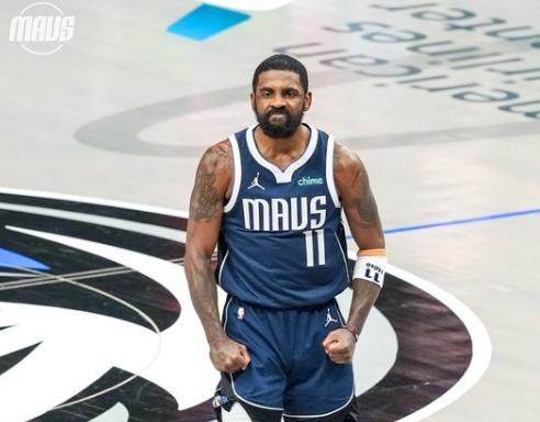 星空官网-加盟勇士后的第三场球，巴特勒真的“拉”了...