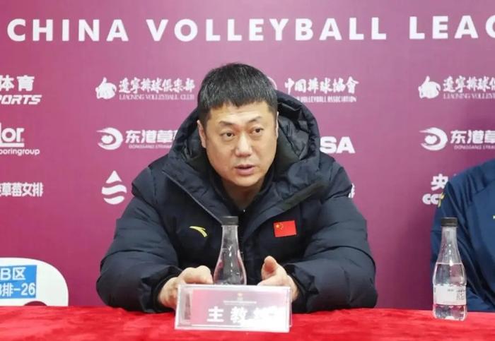 星空体育中国-女排大变化：赵勇敢于换人和培养新人！但下赛季杨舒茗等人应转会