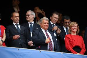 星空体育-切费林：欧洲球队就该在欧洲比赛，支持他们的球迷生活在欧洲