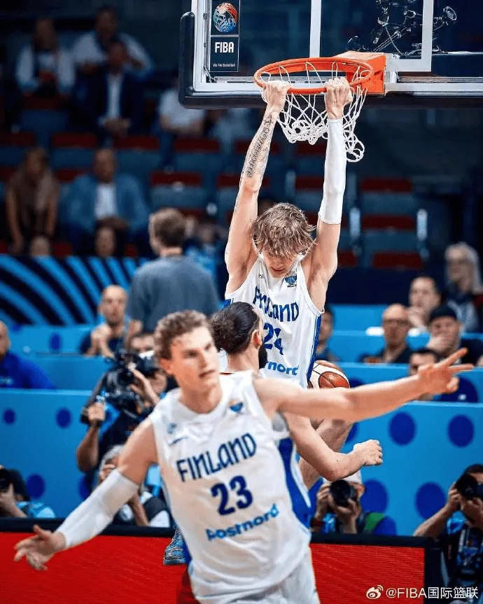 FIBA发问：马尔卡宁&amp;amp;穆里宁致敬经典，这次复刻能得多少分？